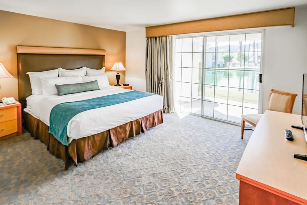 Desert Breezes Resort