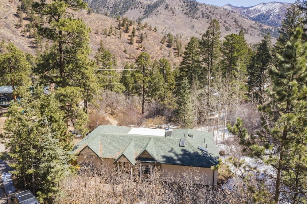 3BR Mountain Getaway Hot Tub Fire Place
