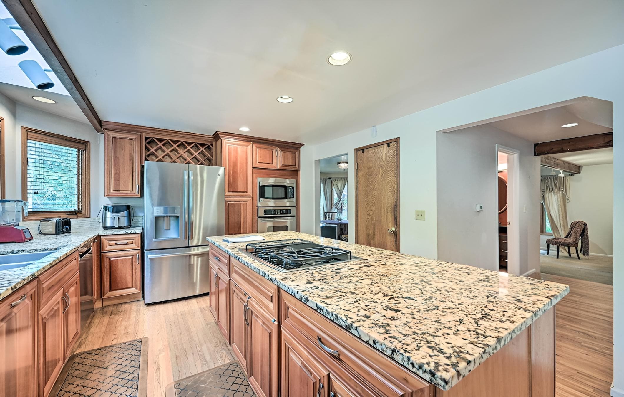 Family-friendly Redmond Home w/ Spacious Deck