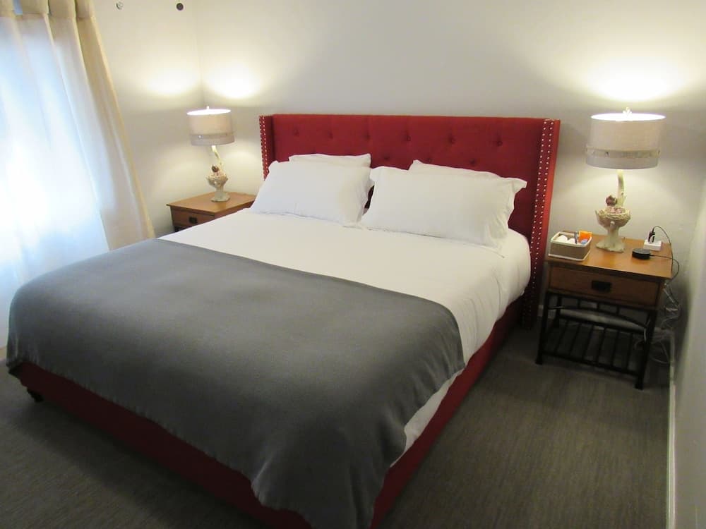 The Sky View Inn