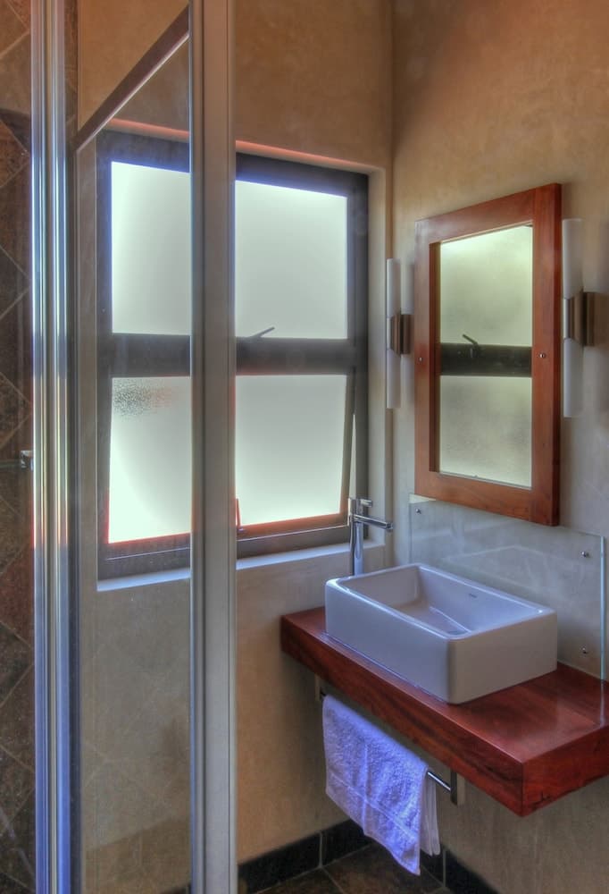 Hartmann Suites