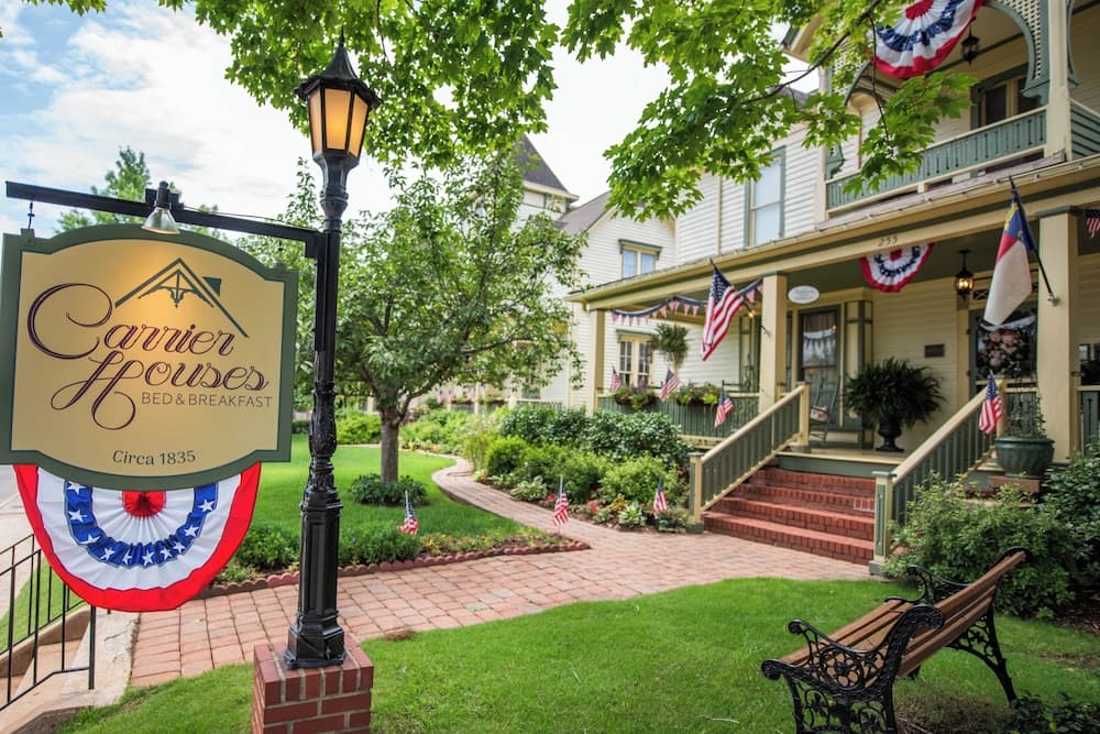 Carrier Houses B&B