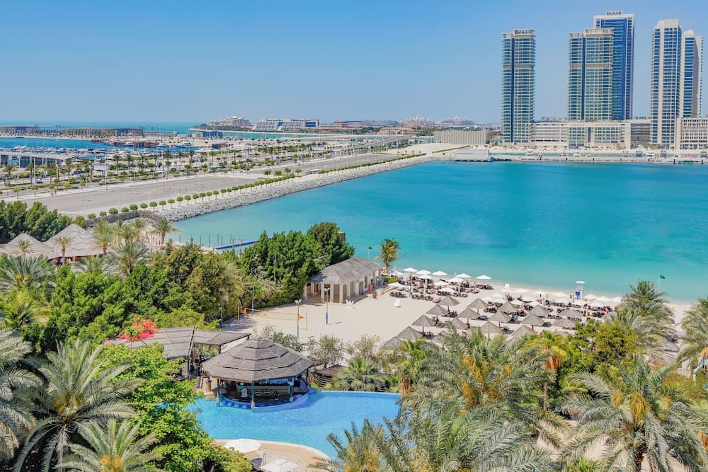 Le Méridien Mina Seyahi Beach Resort & Waterpark