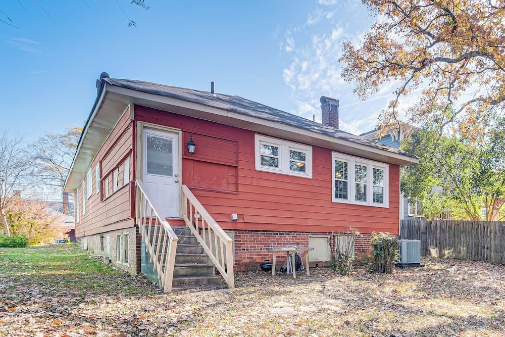 Family Retreat w/ Yard < 1 Mi to Dtwn Durham!