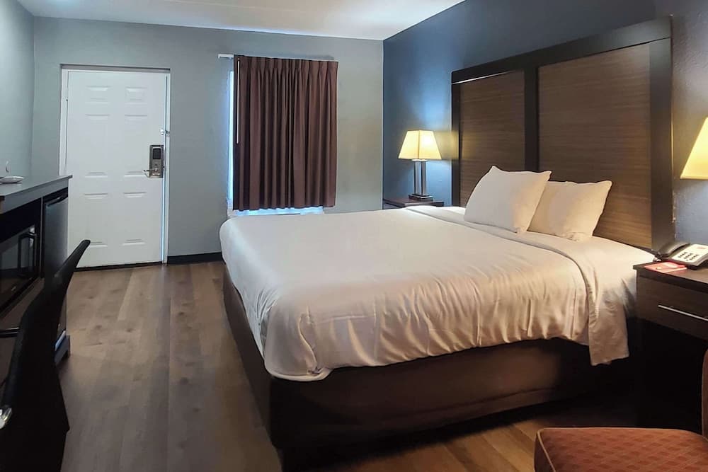 Econo Lodge Forest City