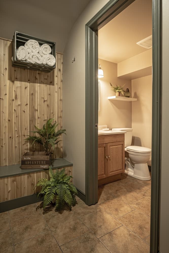 Shamrock Suites