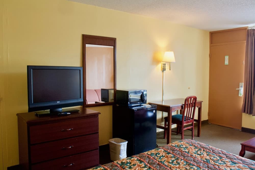 Rodeway Inn Monroe