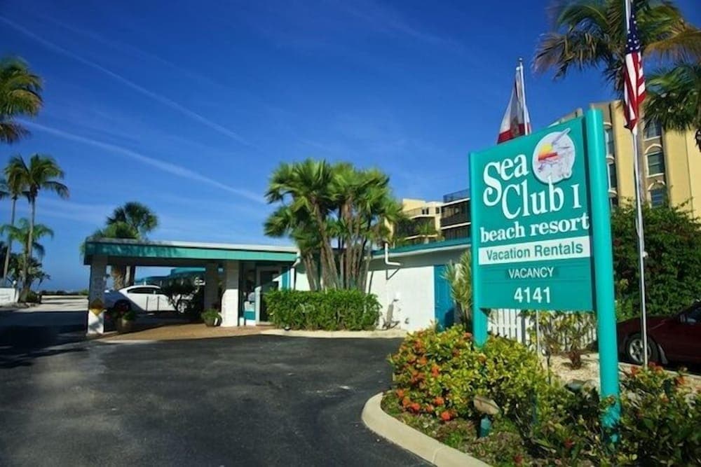Sea Club I Beach Resort