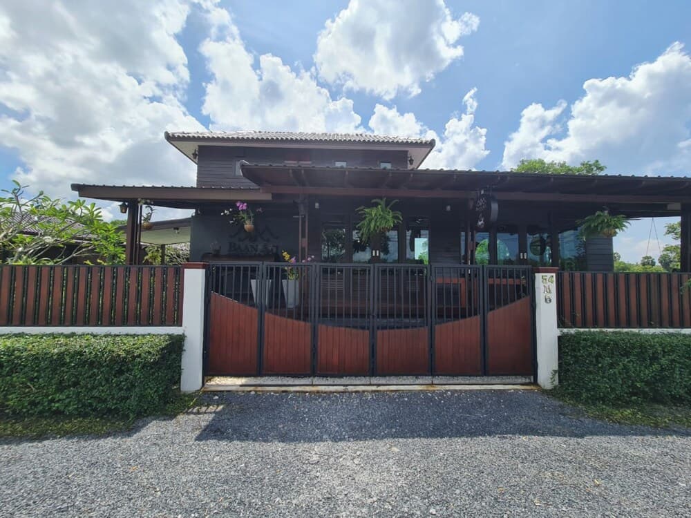 BAAN ATI Resort and Spa