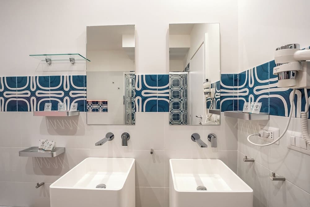 H. G. Boutique Toledo Napoli Centro by ClaPa Group Dislocated Hospitality