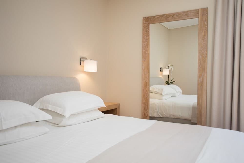 Porto Naxos Hotel