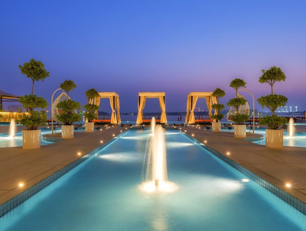 Royal Central Hotel and Resort – The Palm
