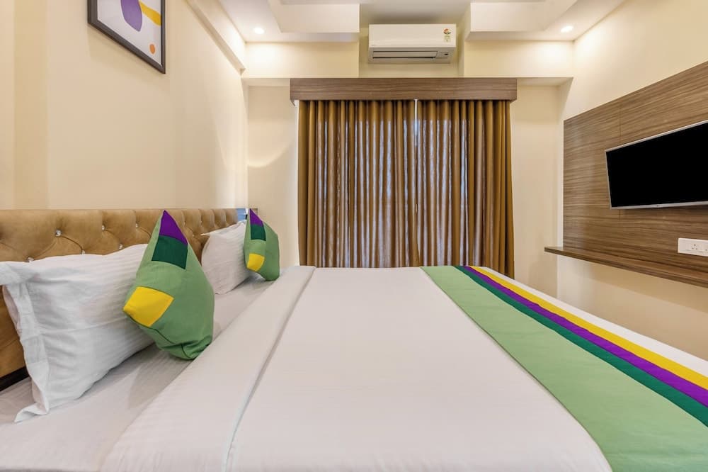 Treebo Sky City Grand
