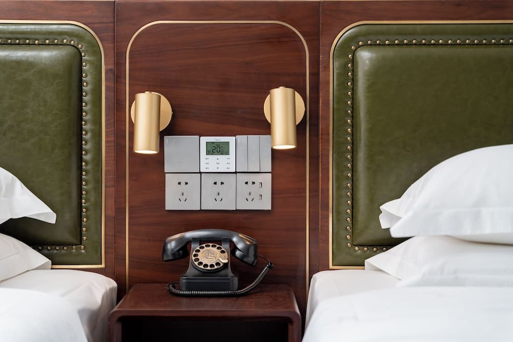 Nostalgia S Hotel(Chengdu  KuanZhai Alley & Renmin Park）