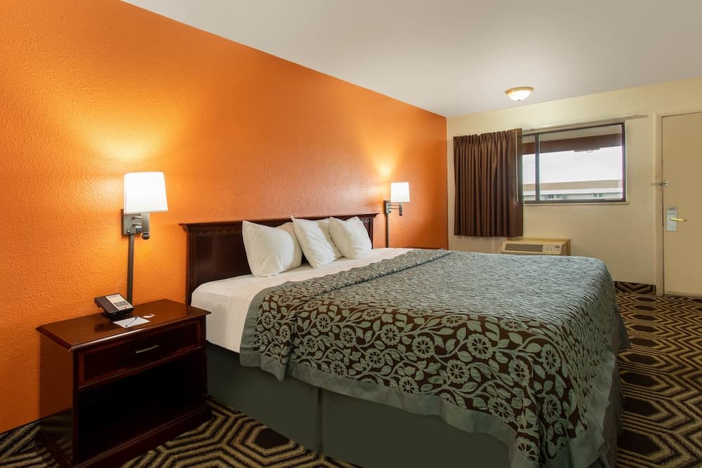 Travelodge by Wyndham Chicago - South Holland