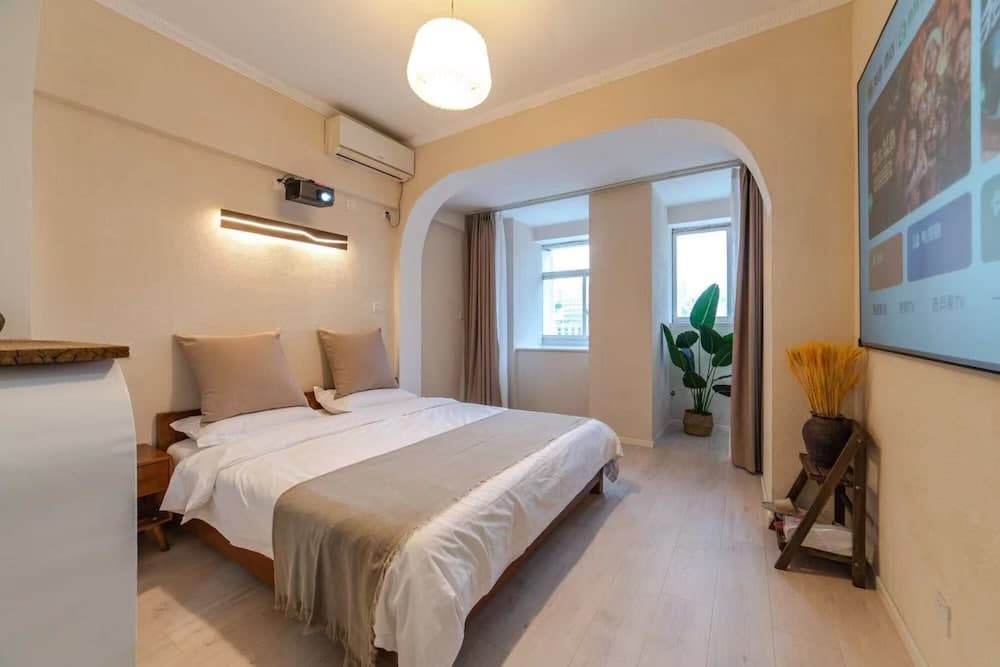 Xihe Light Luxury Self-service Apartment