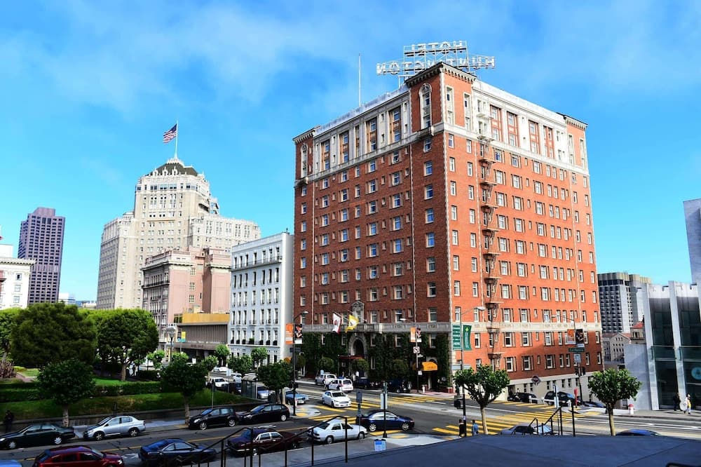 The Huntington Hotel