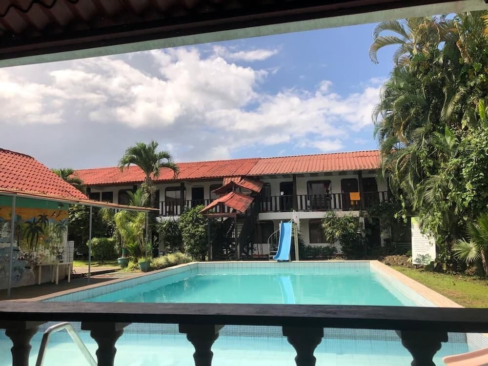 Hotel Los Tabacones