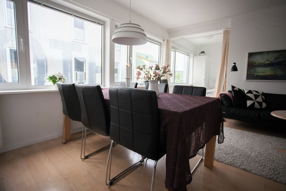 Downtown Tórshavn - Large 3 Bedroom Apartment