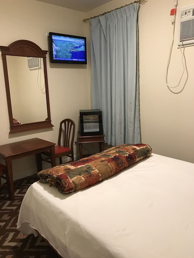 Waterbury Motel