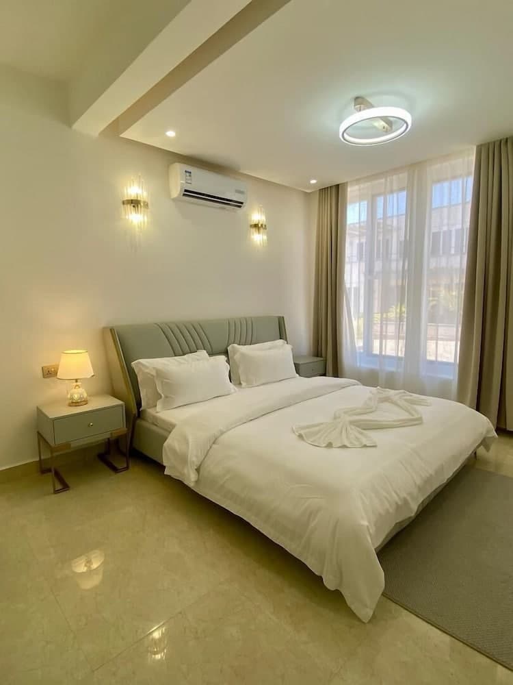 Royal Apartment