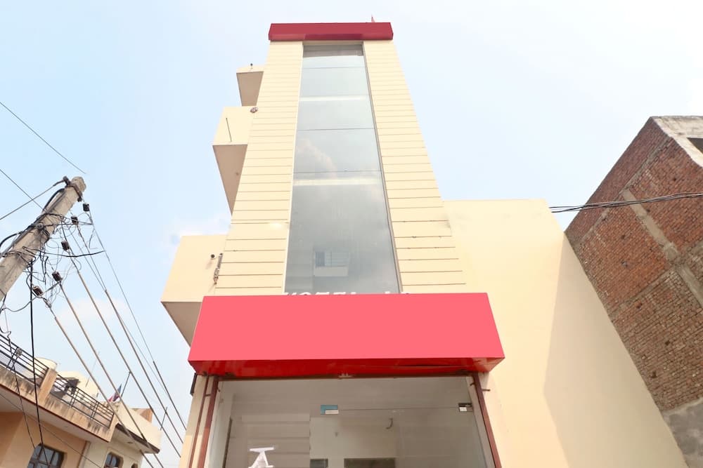 OYO 22097 Hotel Jd