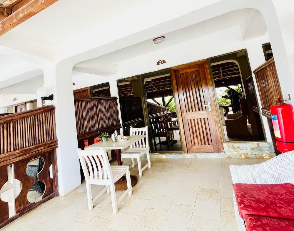 Veivaag Lodge