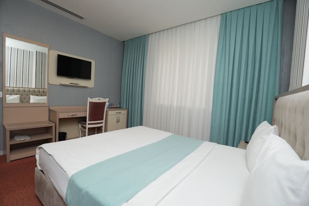 Altus Hotel Baku - Free Massage