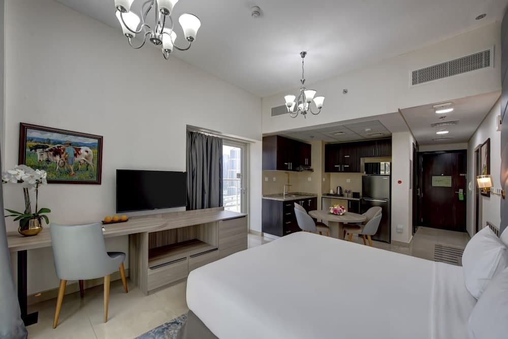 Regency Luxury Suites