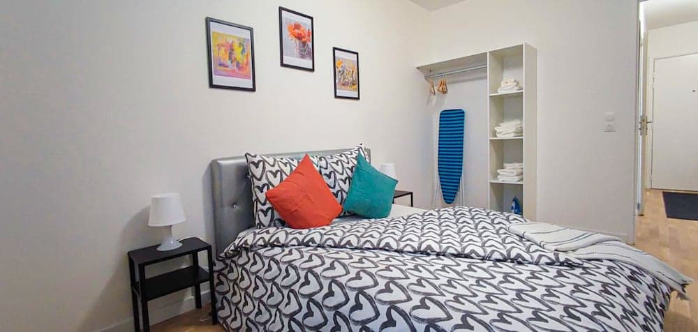 Apartment Near University and Airport Paris-orly by Servallgroup