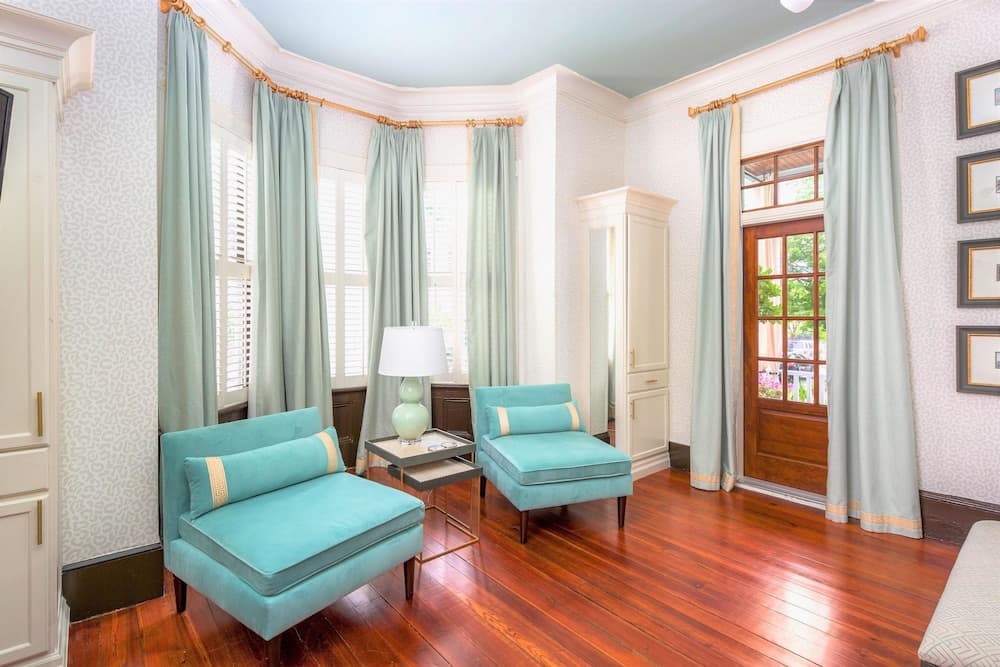 154 ABC Spring Street - 7 BR / 5 BA Holiday home 7
