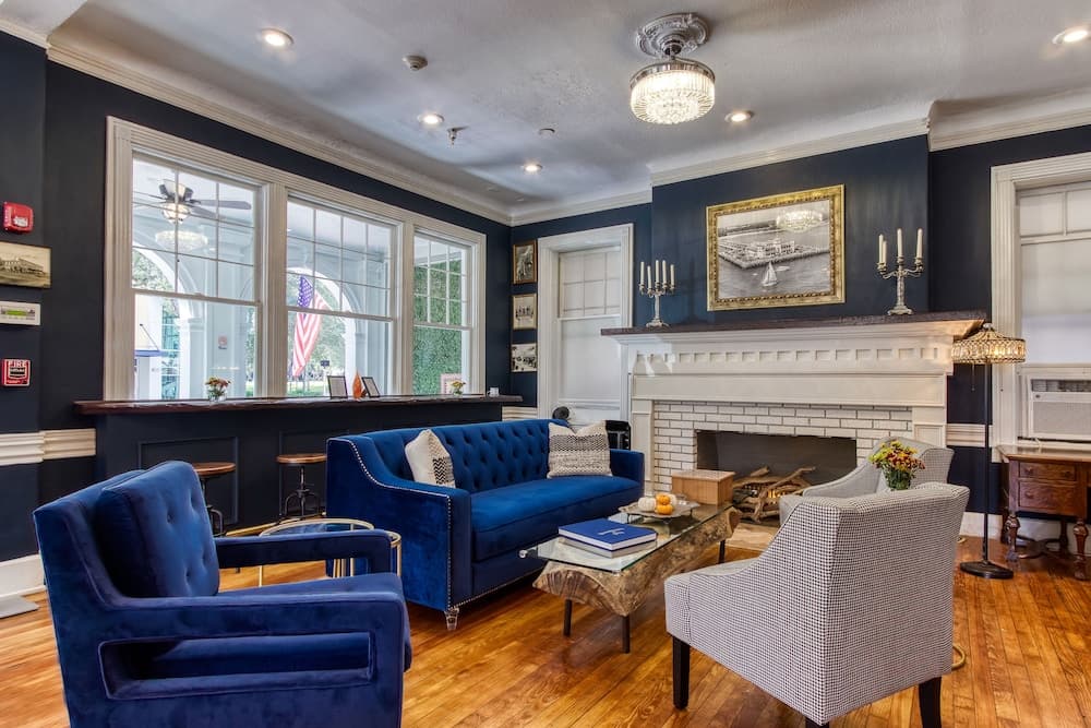 The Cordova Inn, a New Hotel Collection Property