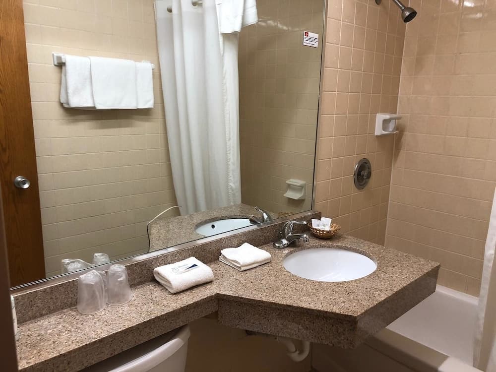 Red Carpet Inn North Syracuse
