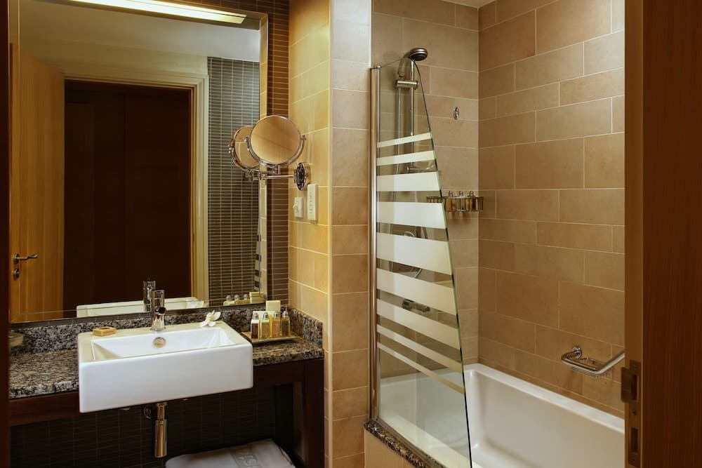 Amwaj Rotana, Jumeirah Beach - Dubai