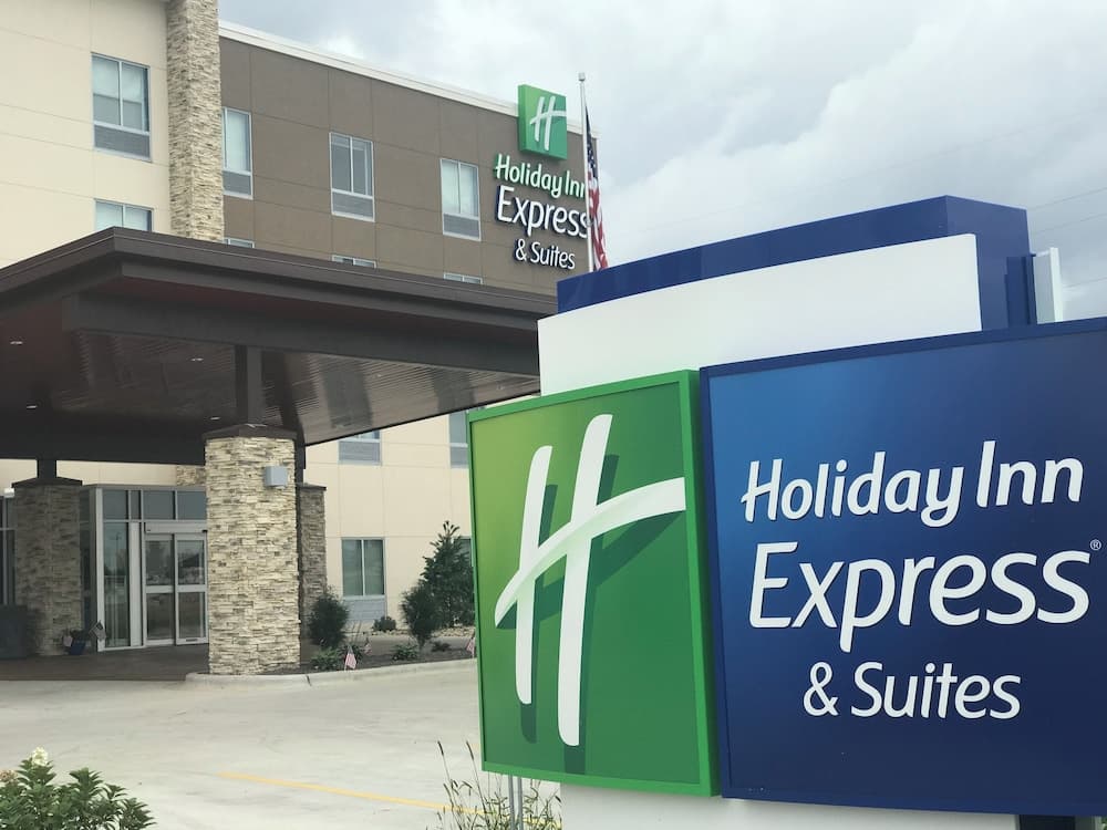 Holiday Inn Express & Suites Hannibal - Medical Center by IHG