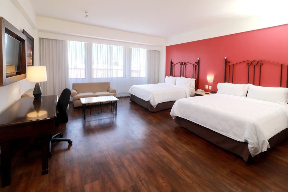 Holiday Inn Hotel & Suites Guadalajara-Centro Historico by IHG