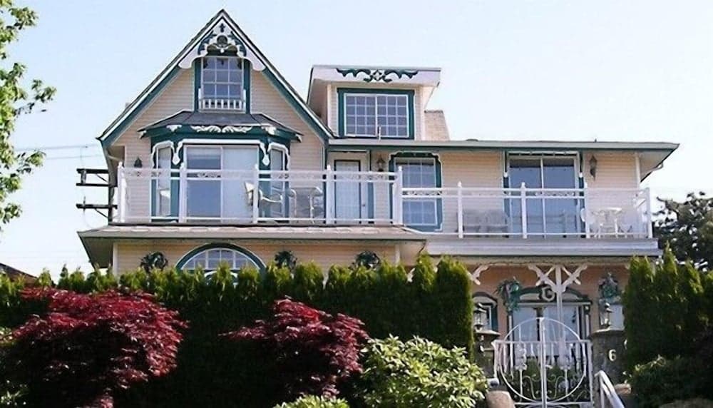 Ocean Breeze B&B
