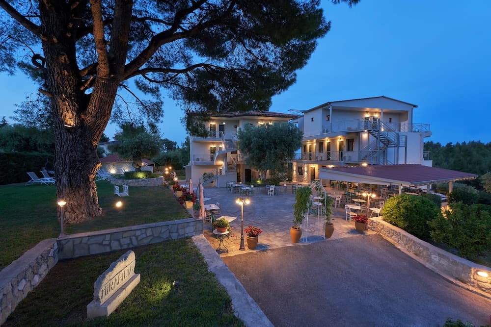 Mirabilia Boutique Hotel