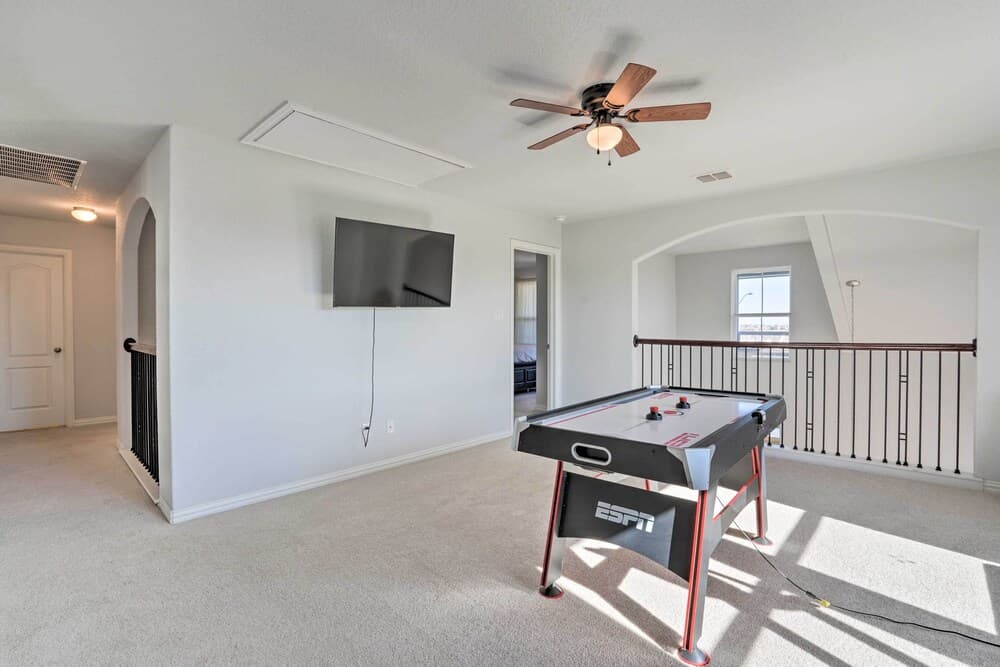 Sleek Schertz House w/ Private Pool & Spa