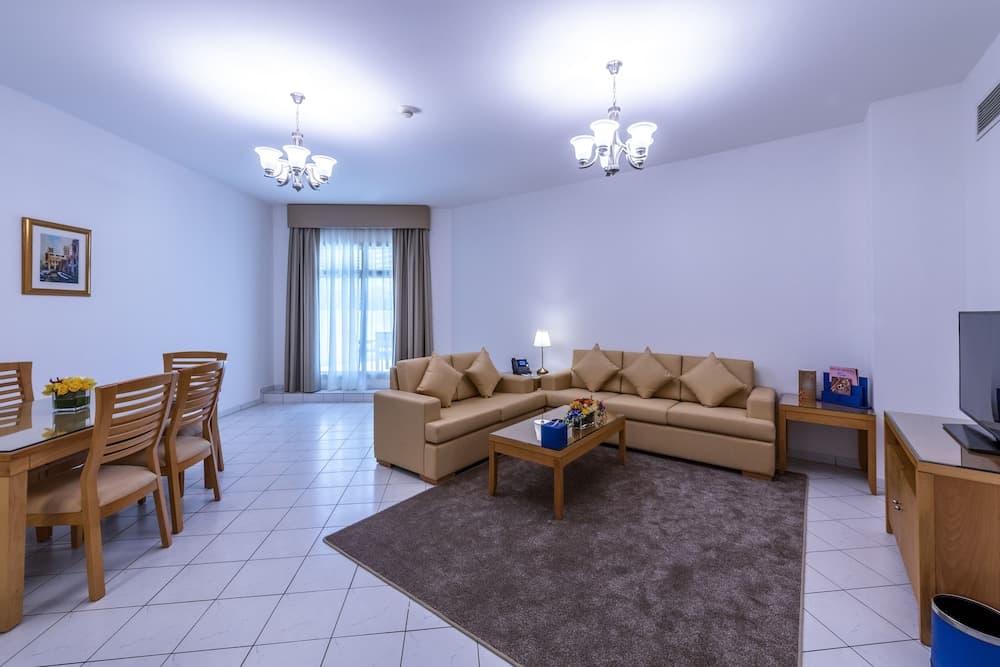 Roda Al Murooj Residences