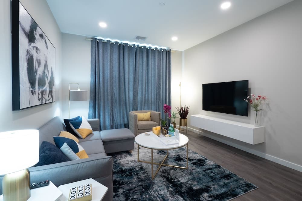 Luxury Furnished Apartments by Hyatus at Amistad Park