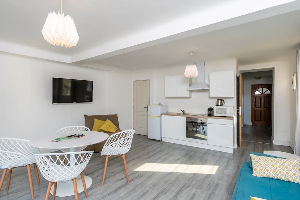 Maison Carles BnB