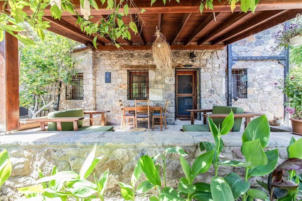 Chic Villa w Fireplace 3 min to Beach in Bodrum