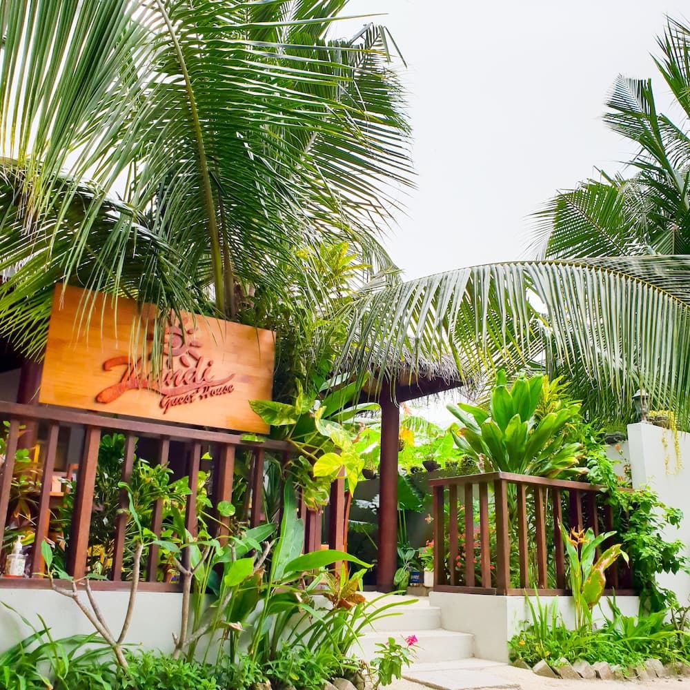 Thundi Sea View
