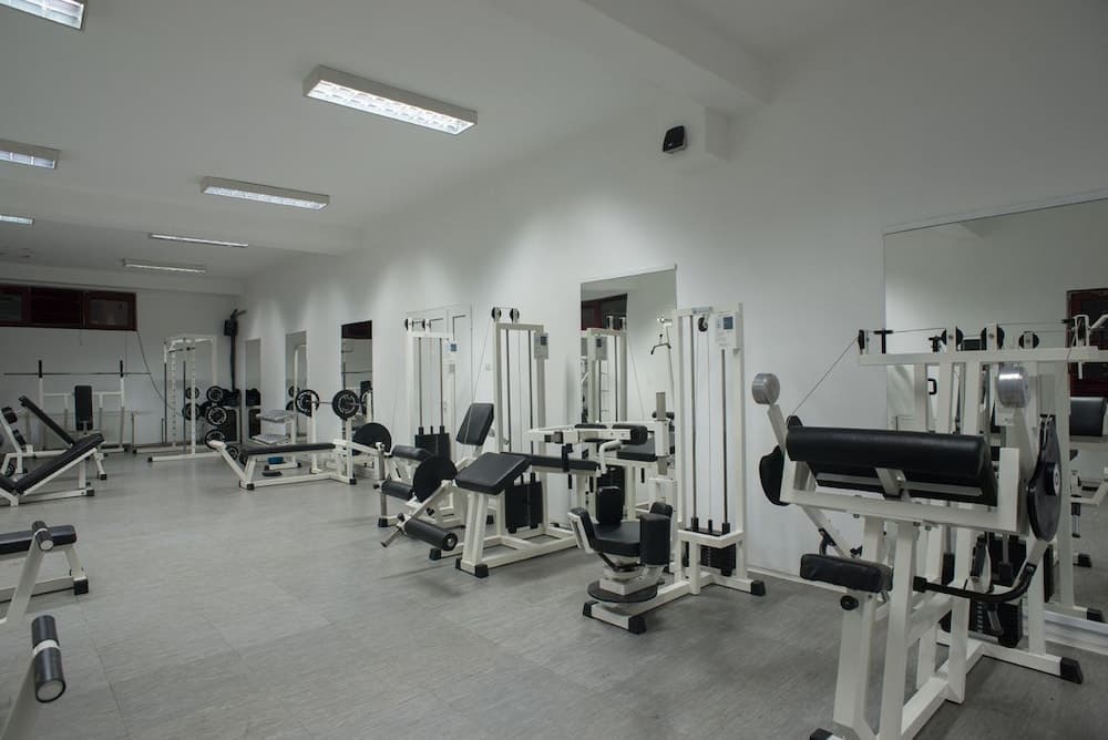 Hotel Trim
