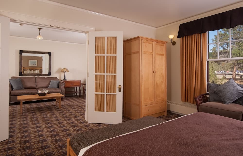 Old Faithful Inn - Inside the Park