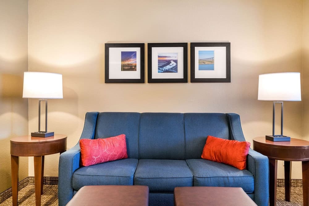 Comfort Inn Lathrop - Stockton Airport