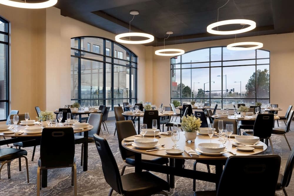 Origin Westminster a Wyndham Hotel
