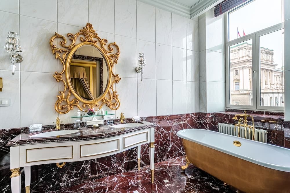 Lotte Hotel St.Petersburg