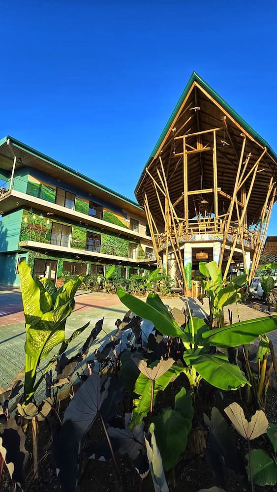 Bonding Coffee Roaster Café & Hotel